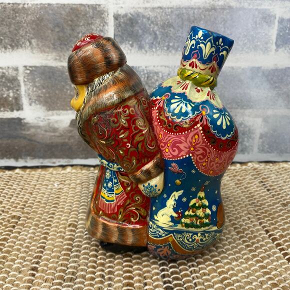 Vtg Wooden Solid Russian Hand Carved Ded Moroz Santa Claus 7" folklore figurine - Picture 6 of 16